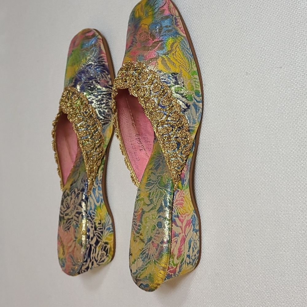 Vintage 1960's Oophies brocade slippers * gold multicolor * 7.5 N - Picture 3 of 11